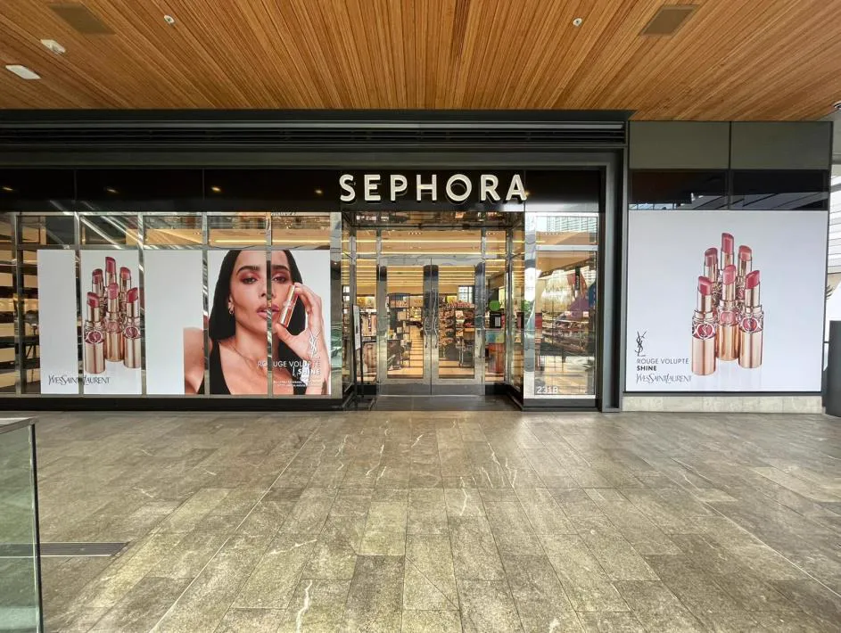 Sephora storefront window graphics installed by KStell Studio in a Miami shopping mall